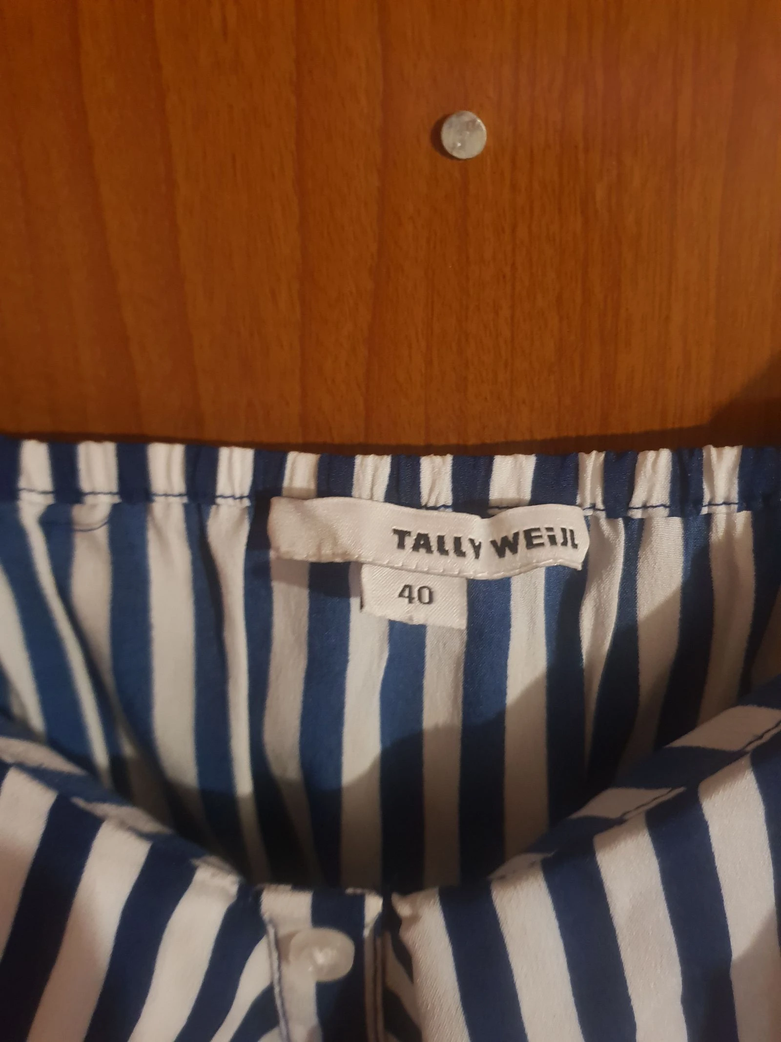 Sleeveless shirt – photo 2